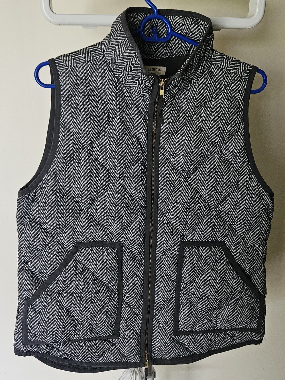 J. Crew Factory Women's Gret & White Herringbone Print Quilted Vest